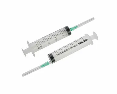 фото Шприц с иглой 20 мл