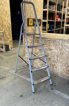 Фото №0 Лестница-стремянка Gigant SL 105