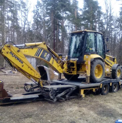 Фото №0 Аренда экскаватора-погрузчика Komatsu WB93R, Санкт-Петербург