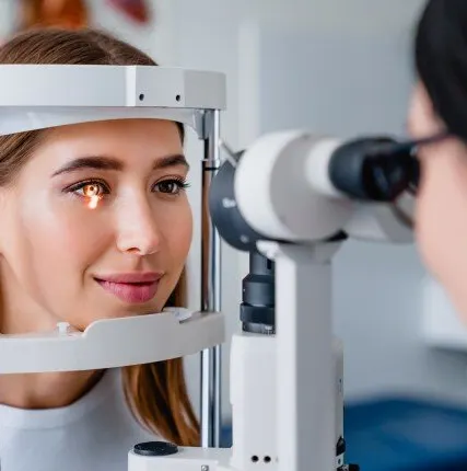 Фото №0 Консультация врача-офтальмолога