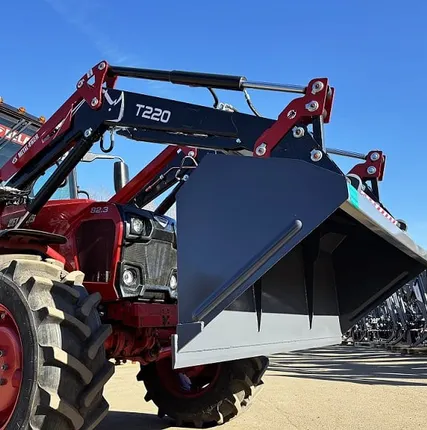 Фото №0 Фронтальный погрузчик Metal-Fach Т-220 «Носорог» для тракторов МТЗ в том числе с балочным мостом