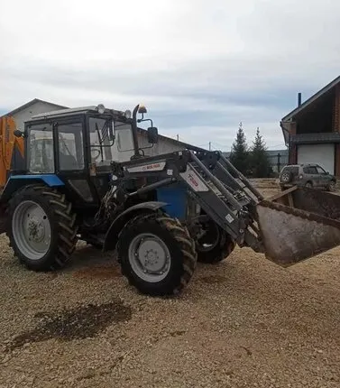 Фото №0 Аренда трактора МТЗ 229 с ковшом