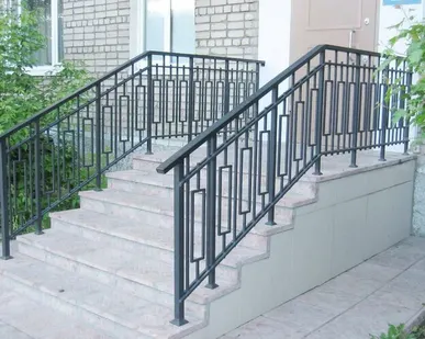 фото Металлические перила
