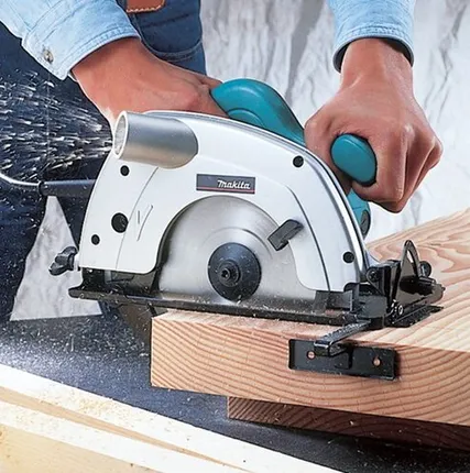 Фото №0 Аренда дисковой пилы