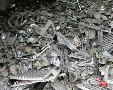 фото Цинк (шлак, фурнитура)