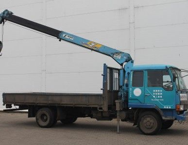 фото Вызвать манипулятор HINO 300