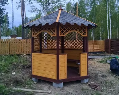 фото Беседка деревянная