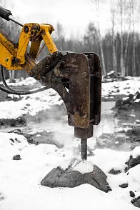 фото Аренда гидромолота на базе экскаватора погрузчика JCB 3CX