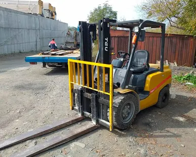 фото Вилочный погрузчик TEU FD35