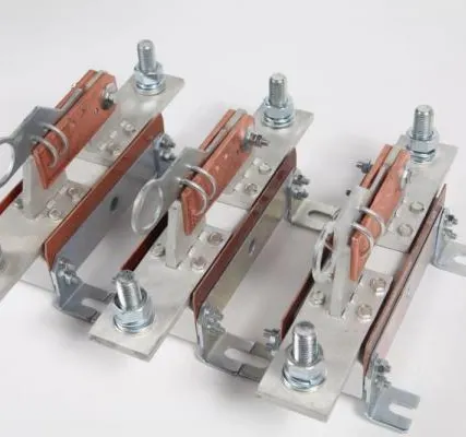 Фото №0 Разъединитель РЕ19-3931160 3п 630А IP00 КЗНВА