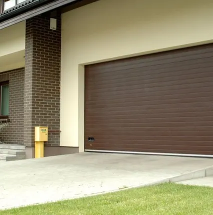Фото №0 Гаражные (подъемно-секционные) ворота из сэндвич панелей