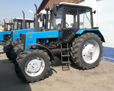 фото Трактор МТЗ Беларус-1021