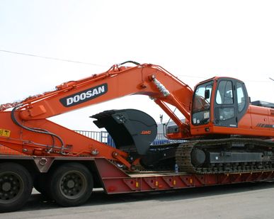 фото Сдам в аренду гусеничный экскаватор DOOSAN DX300LCA