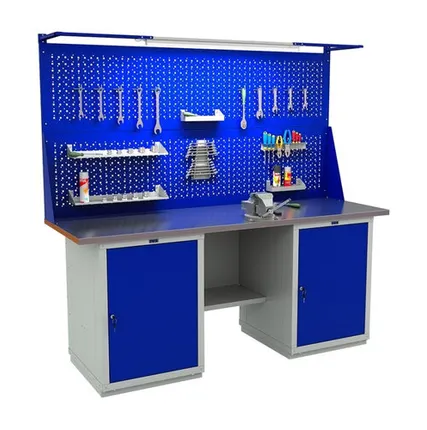 Фото №0 Верстаки слесарные