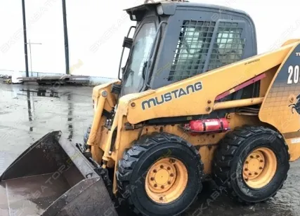 Фото №0 Аренда мини-погрузчика Mustang 2056, Москва