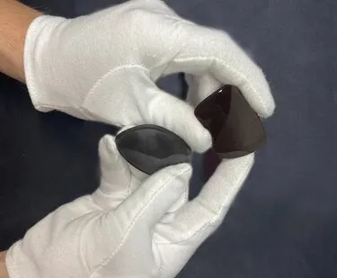 фото Окрас полимерных линз сплошной (серый, коричневый) + UV