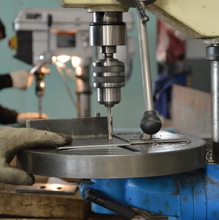 Фото №0 Обработка прутка на токарном станке