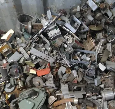 Втормет Лом нам