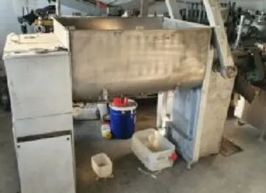 фото Фаршемешалка, объем 335л, нижняя выгрузка с подъемником Б/У в Москве