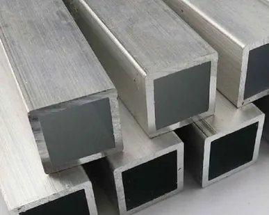 фото Труба алюминиевая квадратная 35х35х2 мм АД1Т1