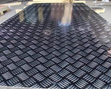 фото Лист алюминиевый рифленый АМГ2НР 1,5-4,0мм