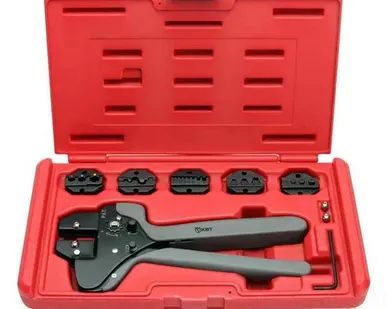 фото Пресс-клещи с набором матриц CTF (РФ)