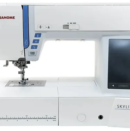 Фото №0 Швейная машина Janome Skyline S7, белый