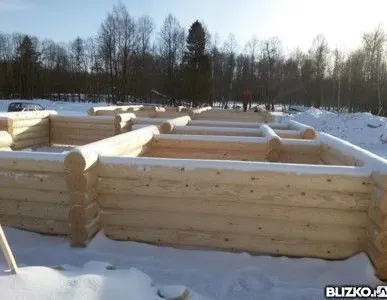 фото Сруб дома из бревна