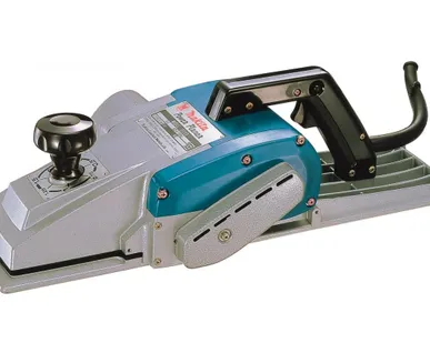 фото Фуганок электрический Makita 1806B