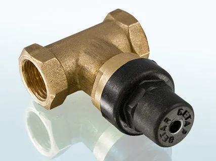 Фото №0 Регулятор давления воды РД-15