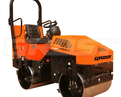 фото Виброкаток GROST VR1500