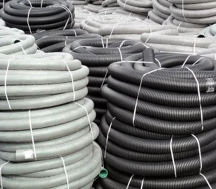 Фото №0 Труба дренажная ПНД двухслойная  д.200 с перфорацией в фильтре (40м)