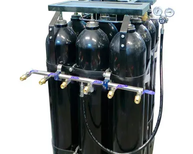 фото Моноблок газовый на 16 баллонов МБ-16-50-150 для азота