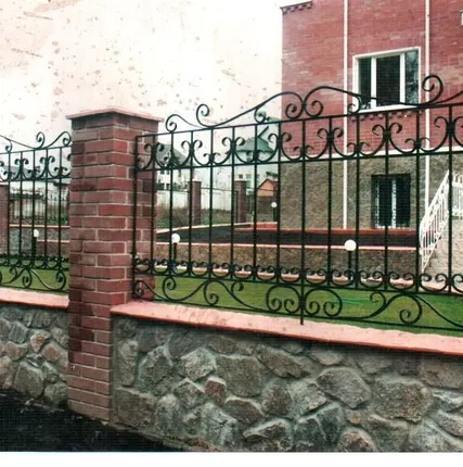 Фото №0 Изготовление кованых заборов