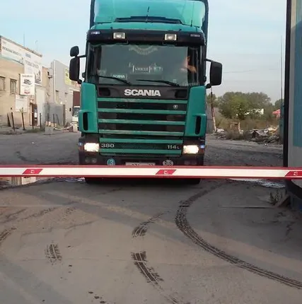 Фото №0 Доставка грузов фурой