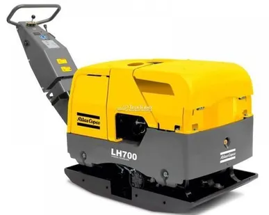 фото Дизельная виброплита Atlas Copco LH700 E