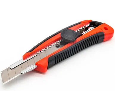 фото Нож канцелярский усиленный двухкомп , обрезин ручка винт, фиксатор 18 мм