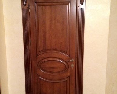 фото Двери деревянные. Массив сосны, бука, ясеня, карагача, дуба.