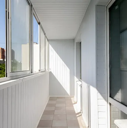 Фото №0 Остекление балконов и лоджий