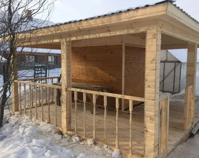 фото Монтаж беседок. Из бруса, кругляка, металлические.