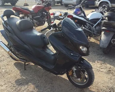 фото Мотоцикл Yamaha Majesty 2005 г
