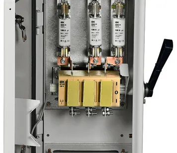 фото Рубильник-разъединитель (переключатель) ЯРП-100А IP54...