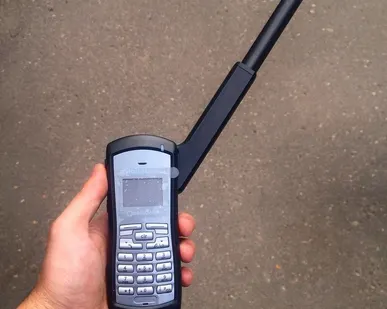 фото Cпутниковый телефон Qualcomm GSP 1700