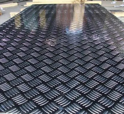 Фото №0 Лист алюминиевый квинтет 4