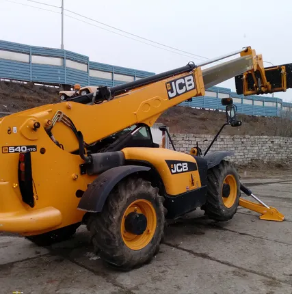 Фото №0 Аренда телескопического погрузчика JCB 540-170