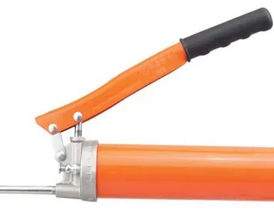 фото V1F/B Шприц плунжерный с гибким шлангом 300 мм GROZ GR42920