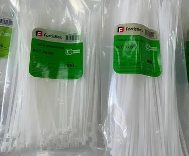 фото Хомут-стяжка