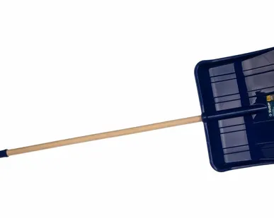 фото ЗУБР АЛЯСКА лопата снеговая, пластиковая с алюминиевой планкой, деревянный черенок, V-ручка, 490 мм.