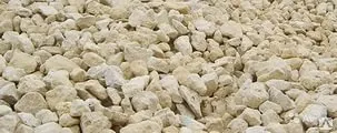 фото Щебень известняковый навалом