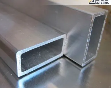 фото Труба алюминиевая прямоугольная 40х80х3 мм АД31Т1